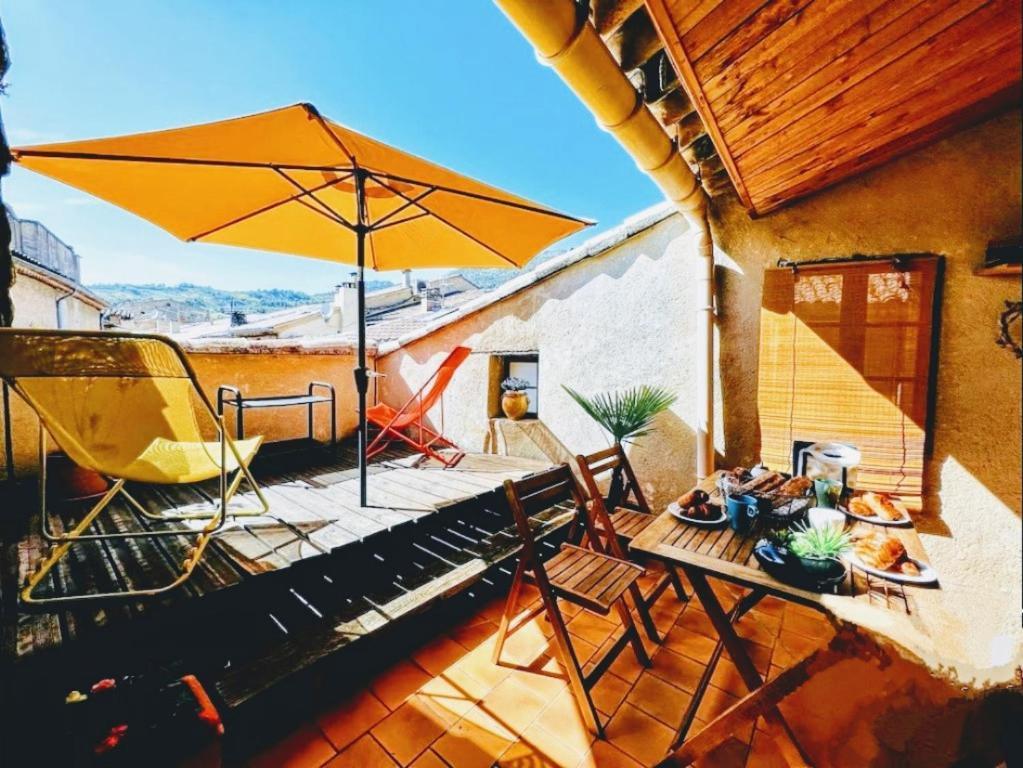 La Terrasse D'Olea, Au Coeur Du Village Бюи-ле-Баронь Экстерьер фото