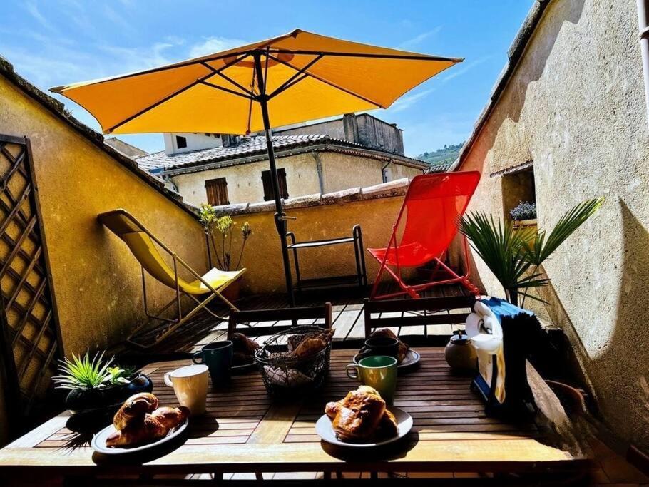 La Terrasse D'Olea, Au Coeur Du Village Бюи-ле-Баронь Экстерьер фото
