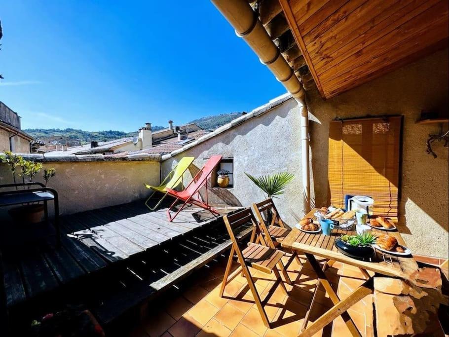 La Terrasse D'Olea, Au Coeur Du Village Бюи-ле-Баронь Экстерьер фото