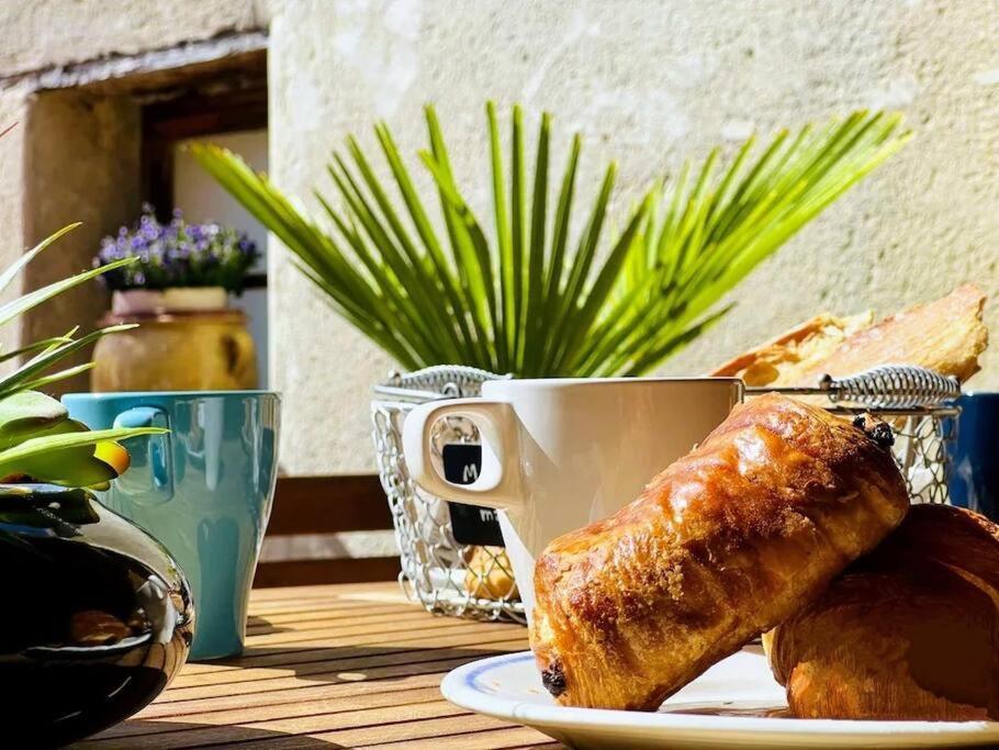 La Terrasse D'Olea, Au Coeur Du Village Бюи-ле-Баронь Экстерьер фото