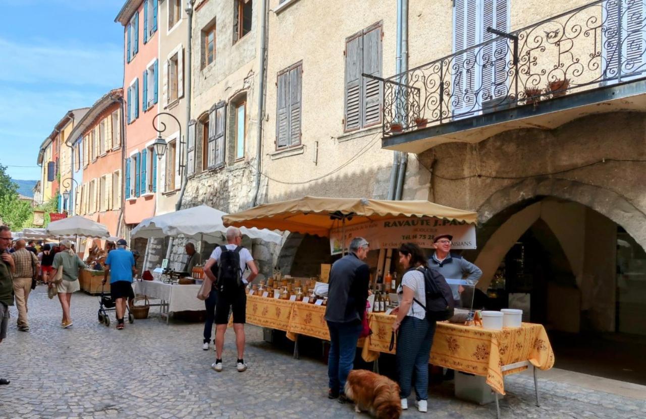 La Terrasse D'Olea, Au Coeur Du Village Бюи-ле-Баронь Экстерьер фото